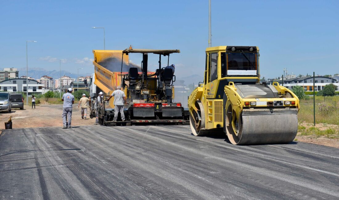 Antalya’da Muratpaşa Belediyesi, cadde