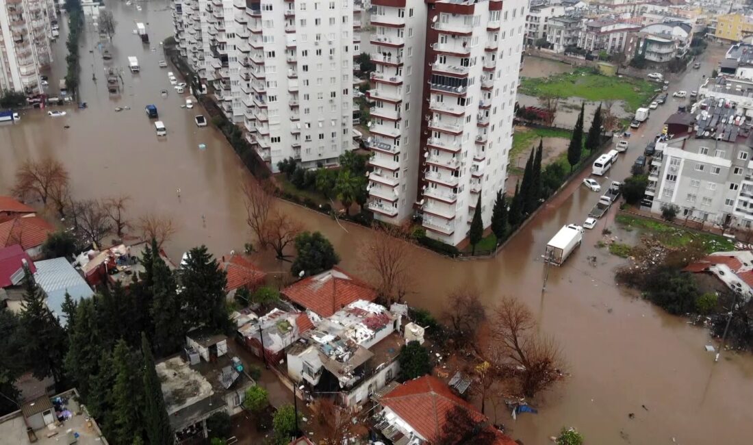 Antalya’da gece saatlerinde etkili