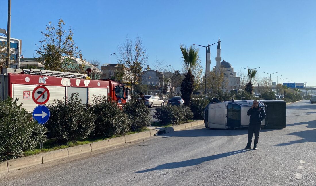 Antalya’da kontrolden çıkarak pikaba