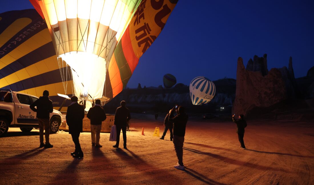 Kapadokya’da sıcak hava balonları