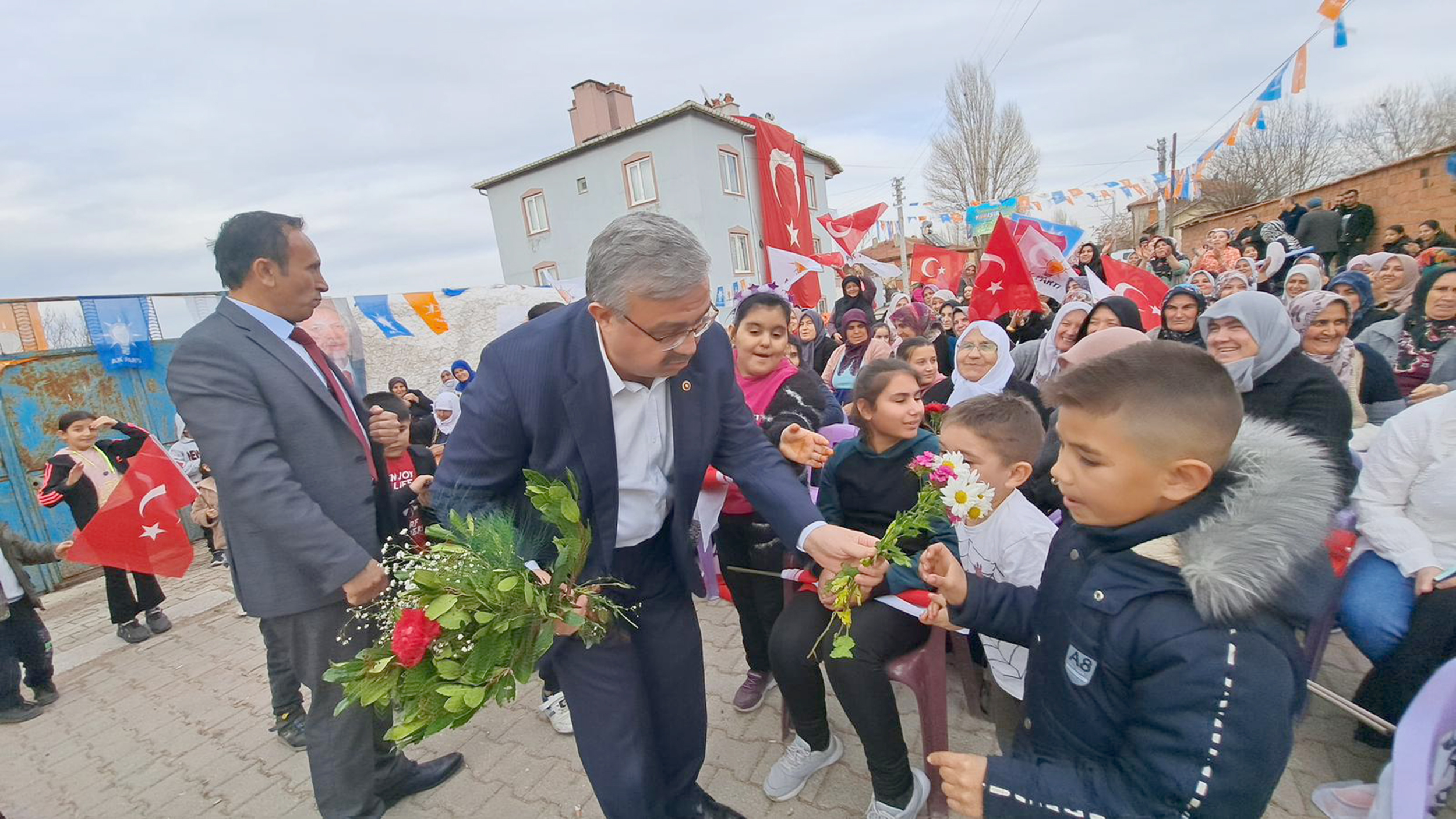 Öğrencilere ücretsiz servis sözü