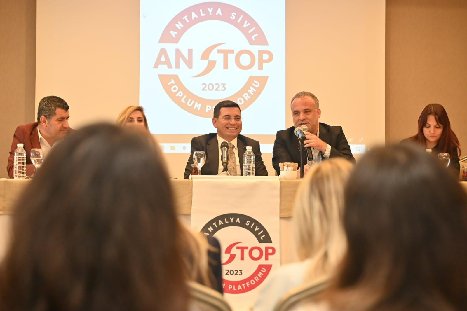 AK Parti adayı Tütüncü, ANSTOP’un konuğu oldu