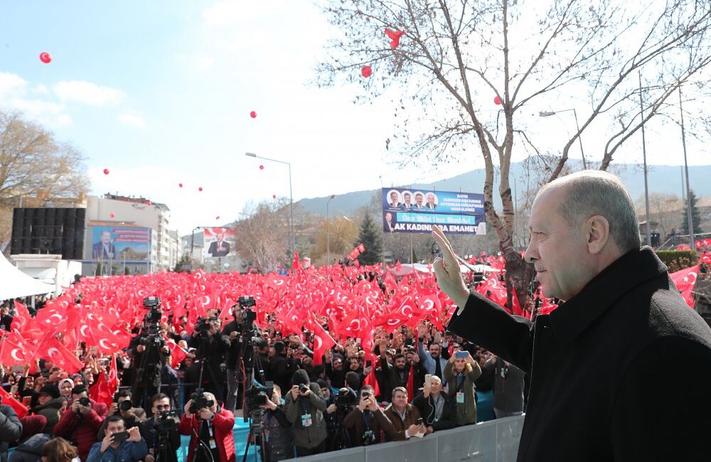 Cumhurbaşkanı ve AK Parti