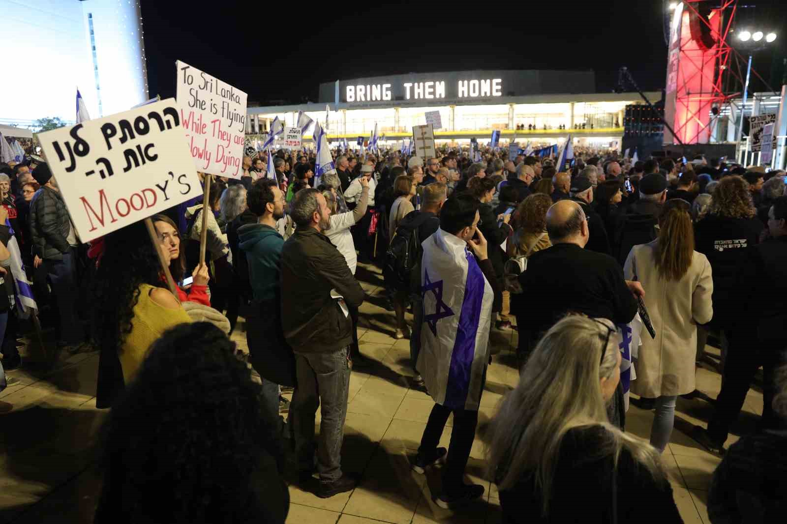 İsrail ve Kudüs’teki protestolarda Netanyahu’ya tepkiler sürüyor: “Bu başıboş başbakanın nesi var”