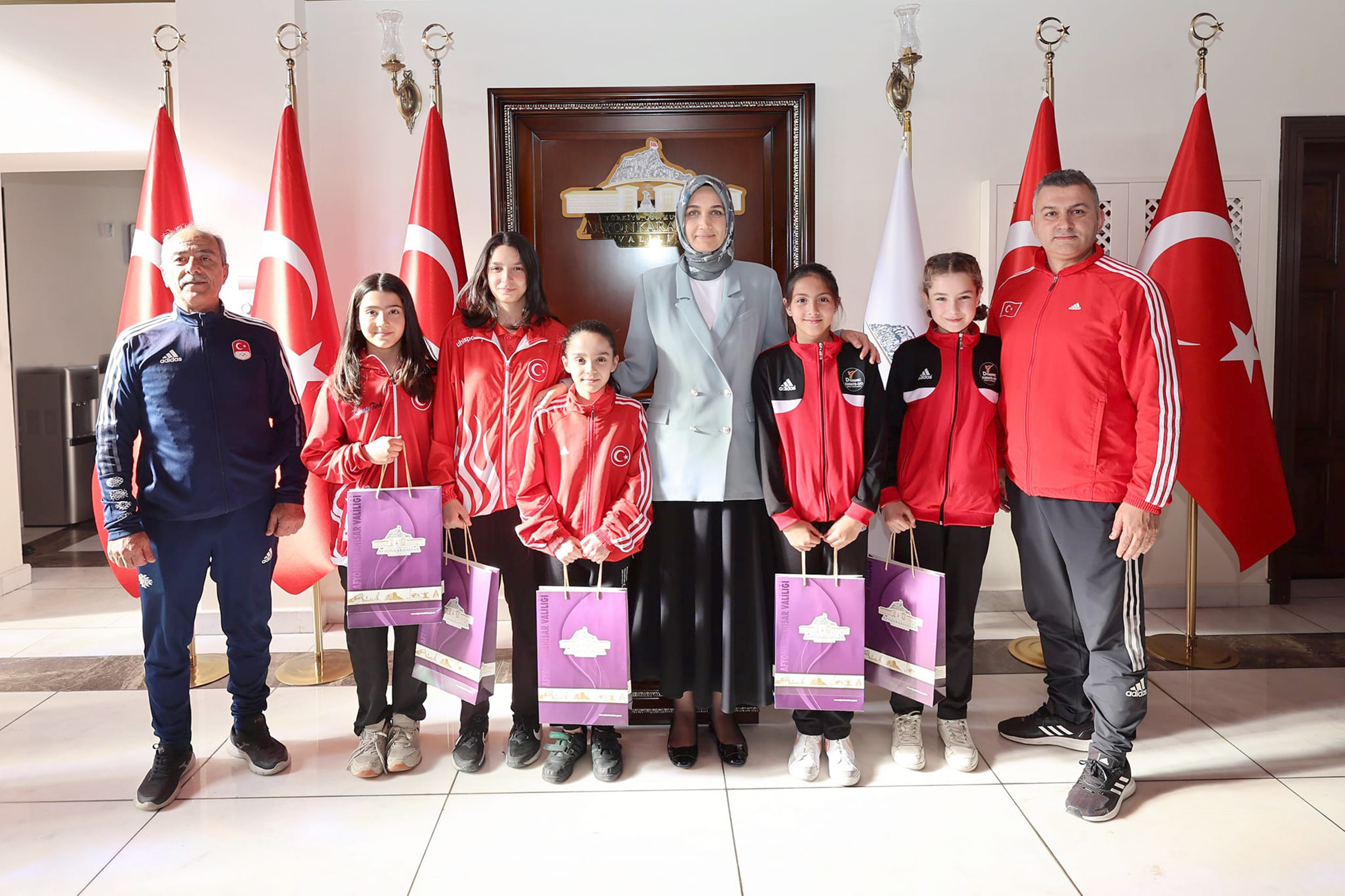 Devlet Ana, başarılı  sporcuları ağırladı