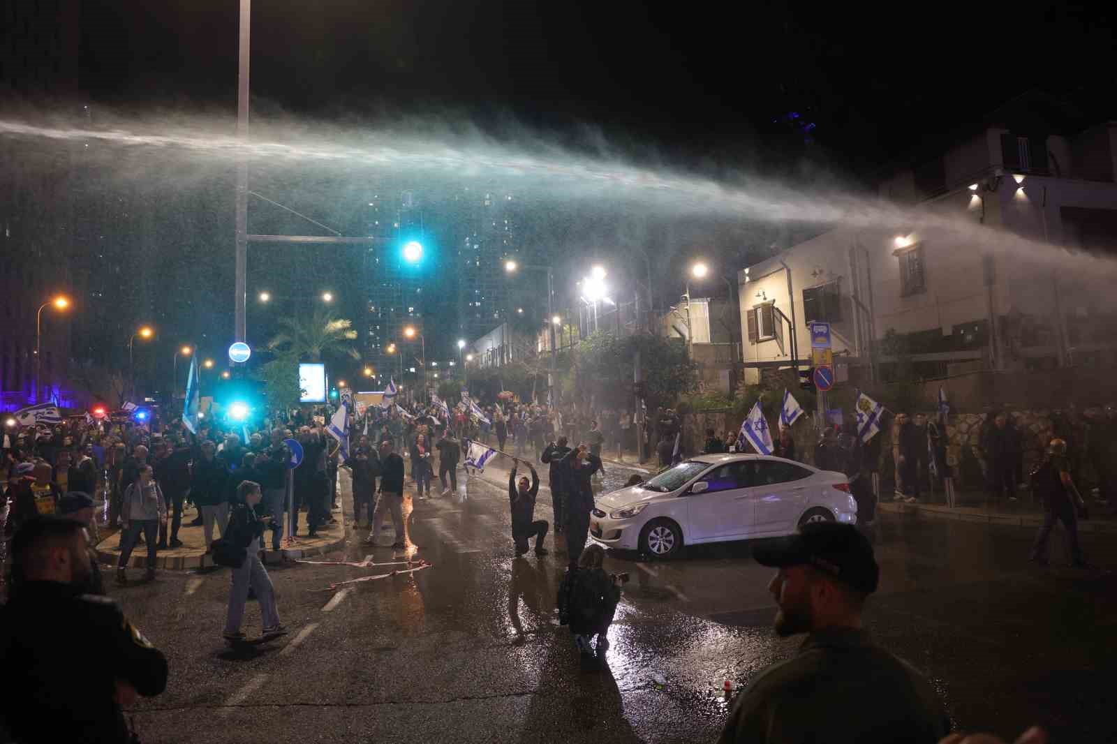 Tel Aviv’de Netanyahu protestosu: 21 gözaltı