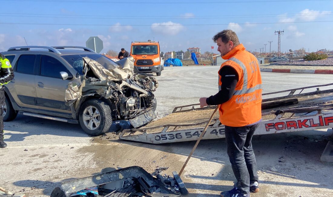 Karaman’da kamyona arkadan çarpan