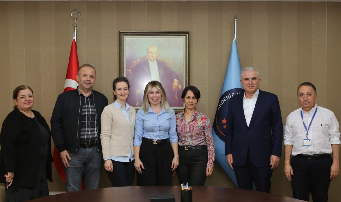 Akdeniz Üniversitesi Hastanesi’ne hayırsever