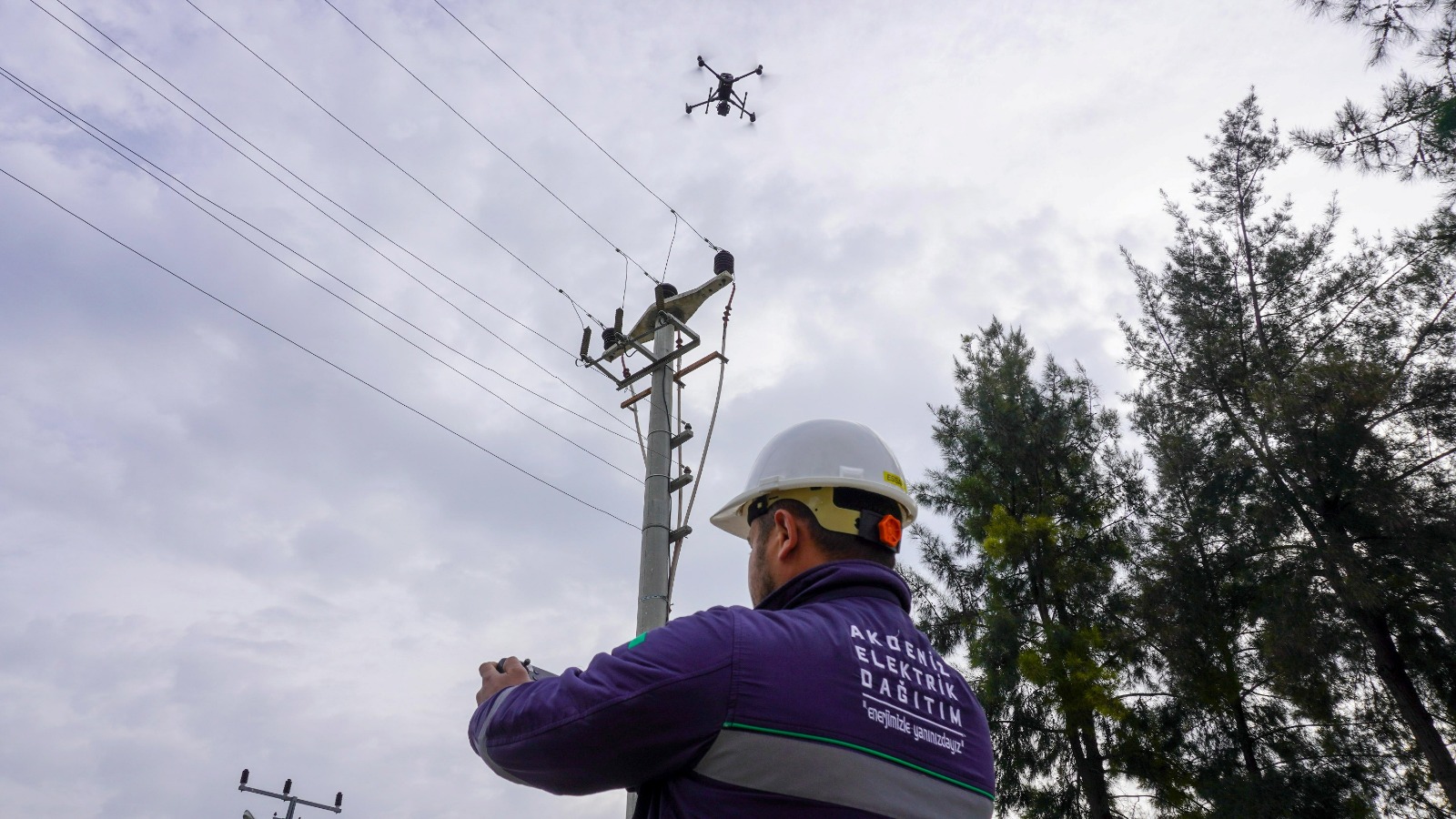 AEDAŞ, enerji nakil hatlarındaki arızaları İHA ve dronlarla tespit ediyor