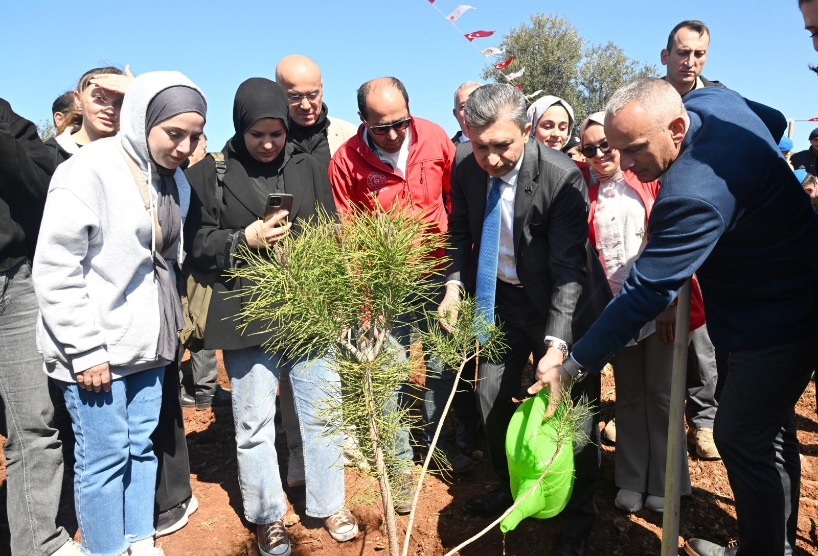 Fidanlar Antalya’ya nefes olacak