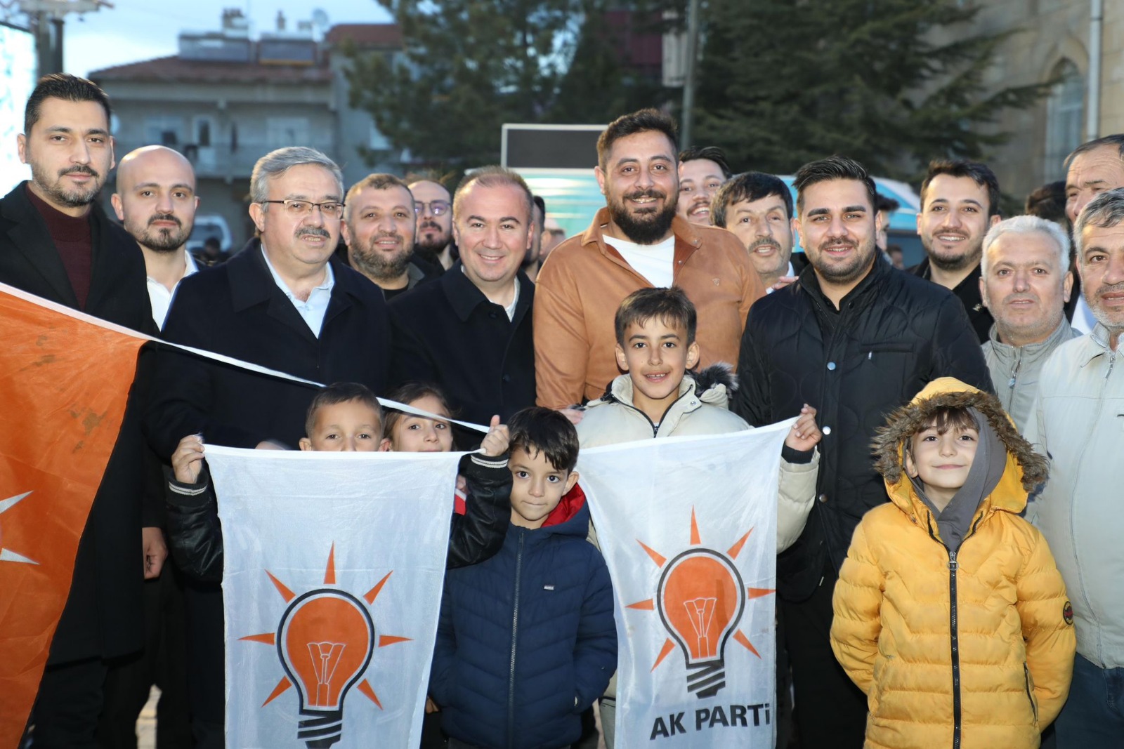 “Afyonkarahisar halkına bir projeyi bile çok görüyorlar”