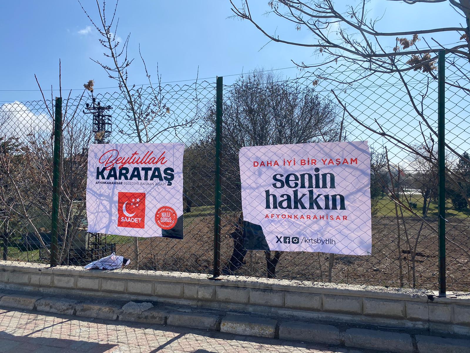 Karataş’ın pankartına çirkin saldırı!