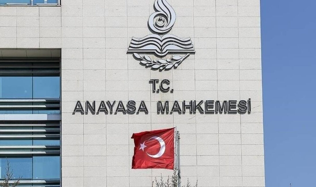 Anayasa Mahkemesi (AYM) Başkanlığına Kadir Özkaya