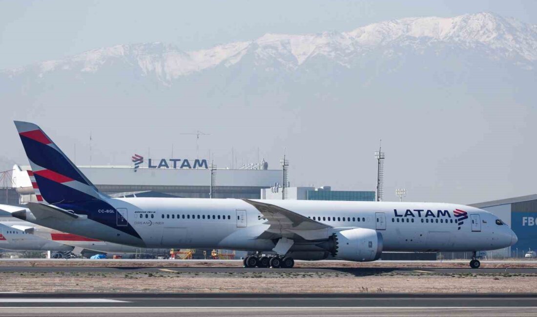 LATAM HAVAYOLLARI'NA AİT UÇAKTAKİ