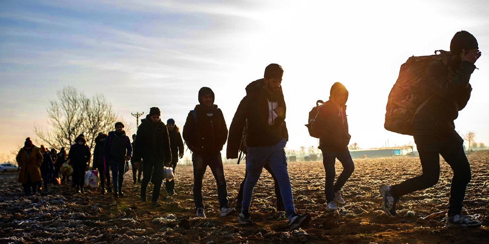 Düzensiz göçmen yolcu otobüsünde yakalandı