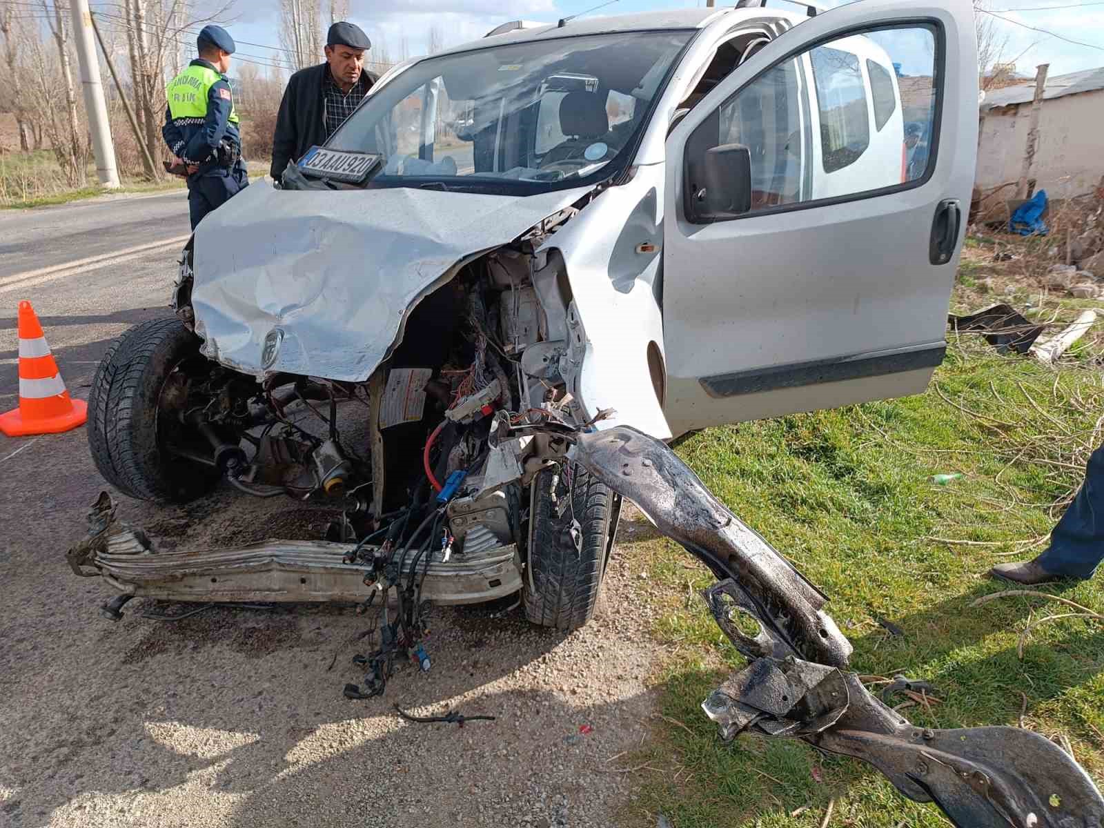 Afyon’da kaza: 1 ağır yaralı