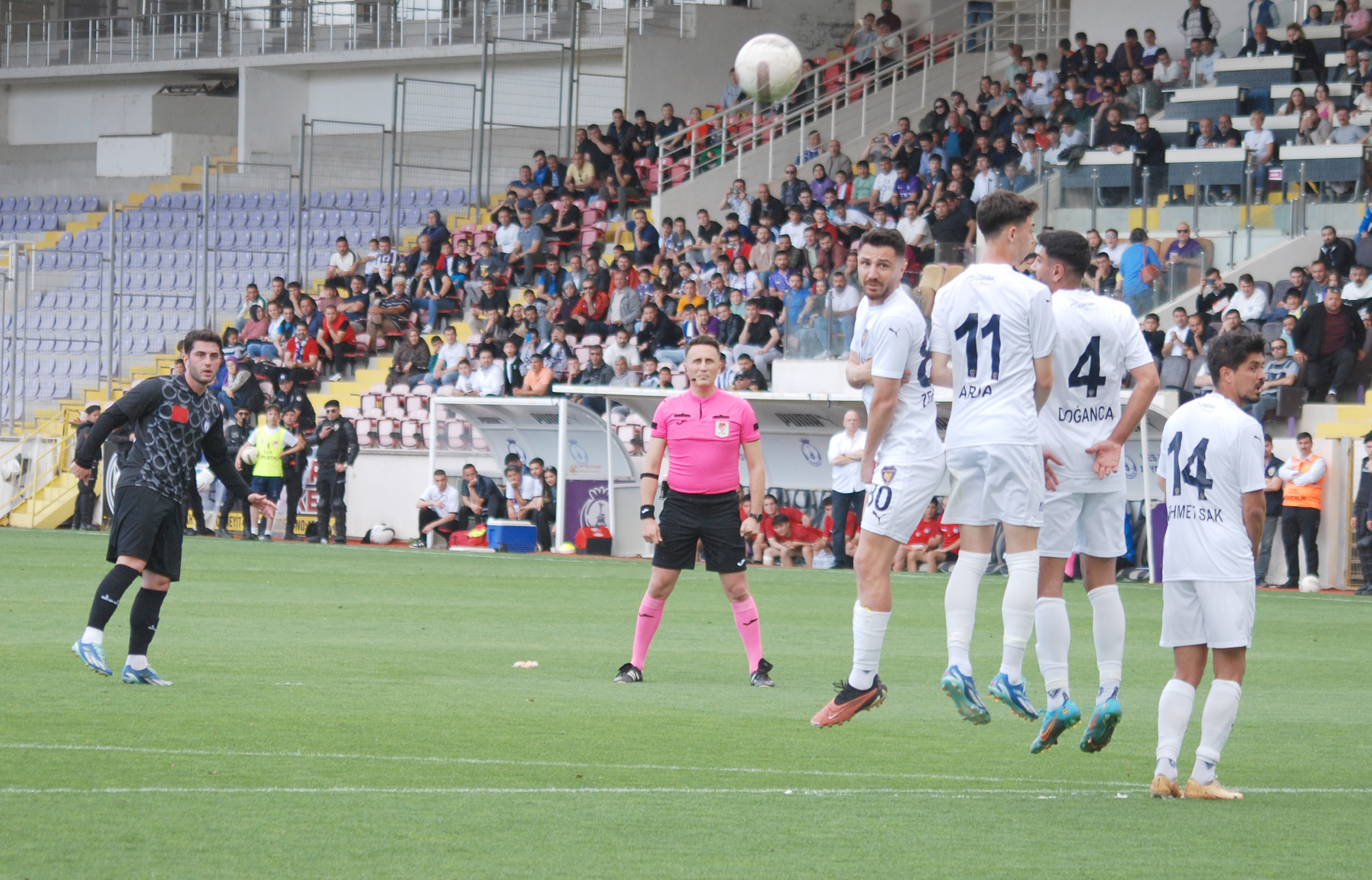 Afyonspor ile Bucaspor birer puana razı oldu: 0-0