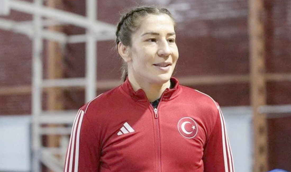 Milli güreşçi Yasemin Yiğit