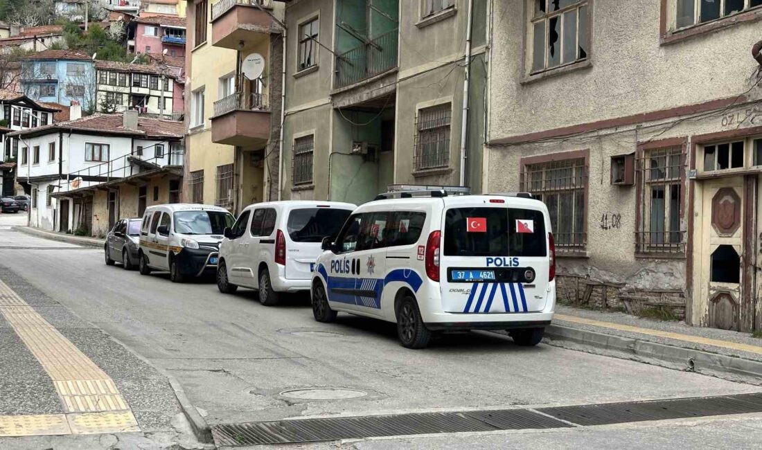  Kastamonu’da aracının içerisinde silahla