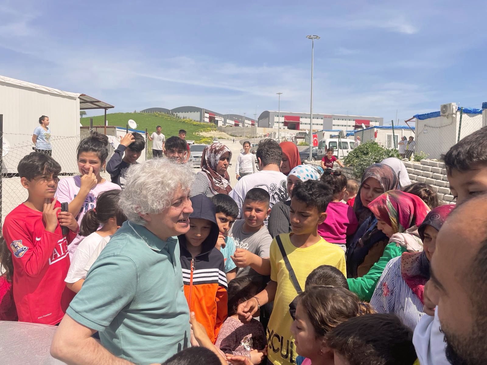 AÜ Rektörü Özkan’dan Hatay’a bayram ziyareti