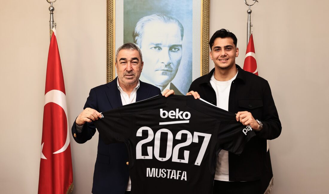 Beşiktaş, genç oyuncusu Mustafa