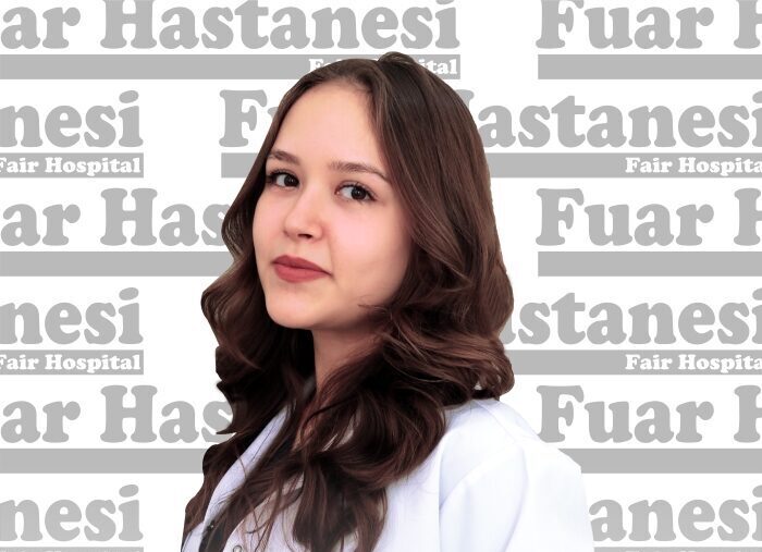 “Gülümseme, insanın yüzündeki en çarpıcı aksesuarlardan biridir”