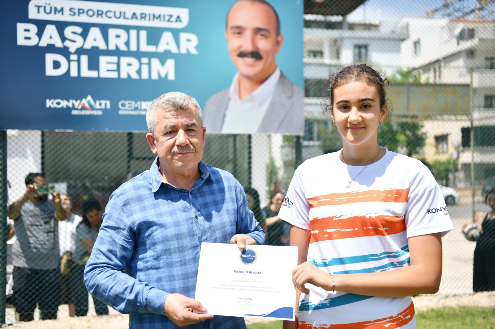 Konyaaltı’nın Sporcuları Sertifikalarını Aldı