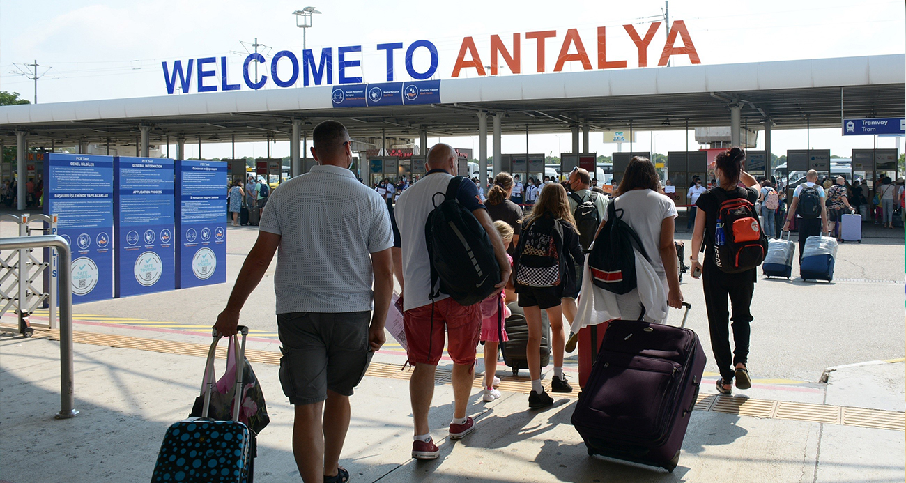 Antalya’dan yeni turist rekoru