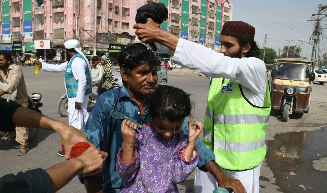 Pakistan’da görülen aşırı sıcaklarda