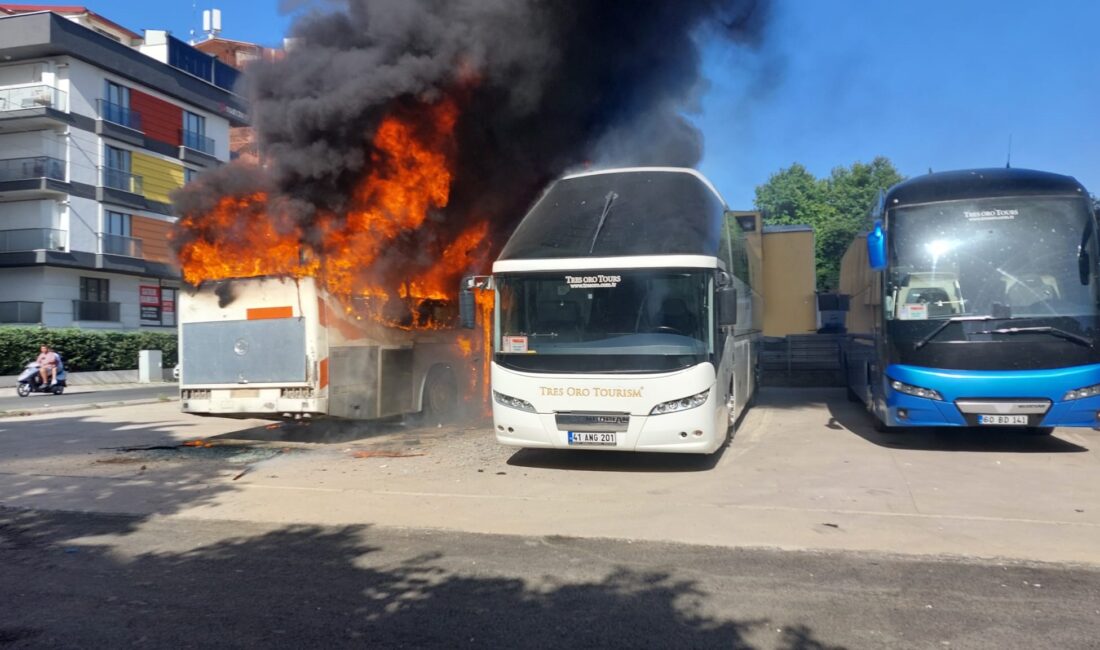 Kocaeli’nin Gebze ilçesinde otoparkta