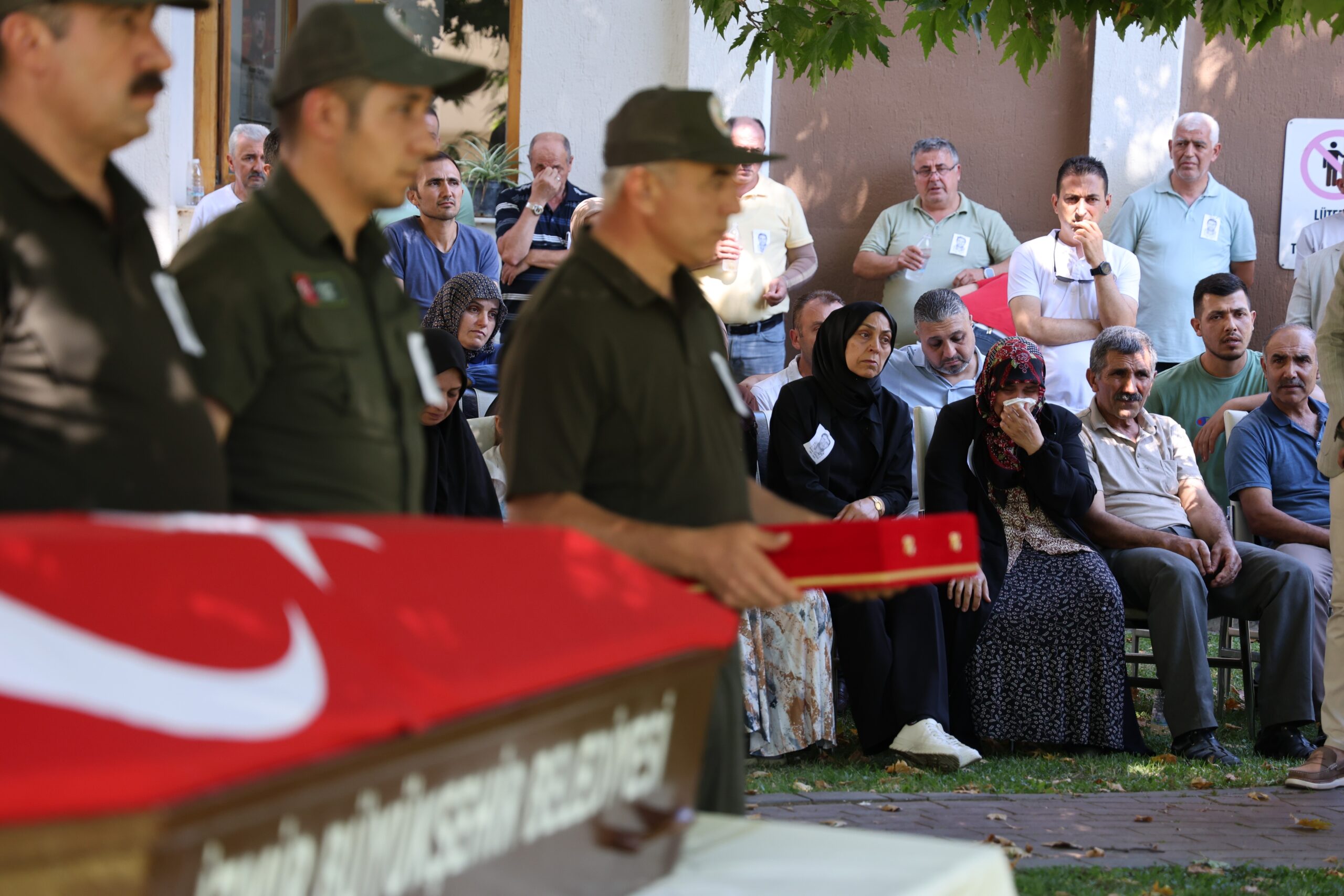 Kazada şehit olan orman personeli son yolculuğuna uğurlandı