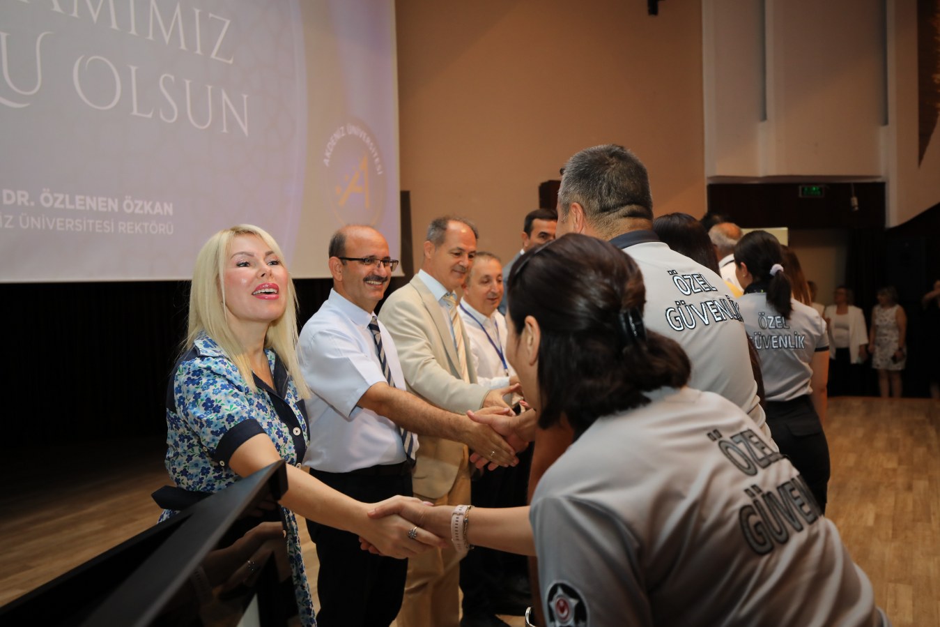 Akdeniz Üniversitesi’nde bayramlaşma