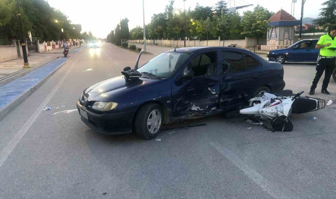 Afyonkarahisar’da otomobille çarpışan motosikletin