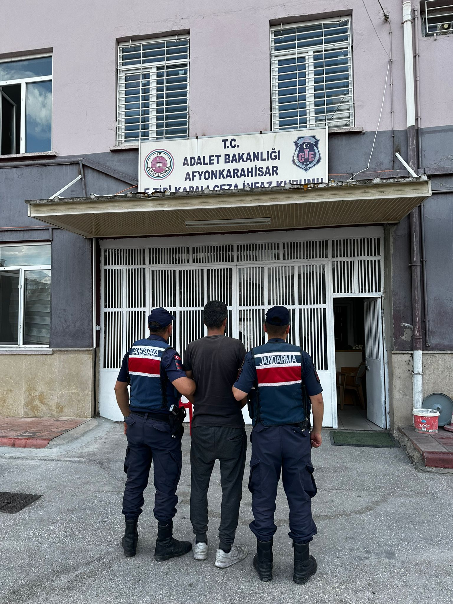 Afyon’da firari hükümlü yakalandı