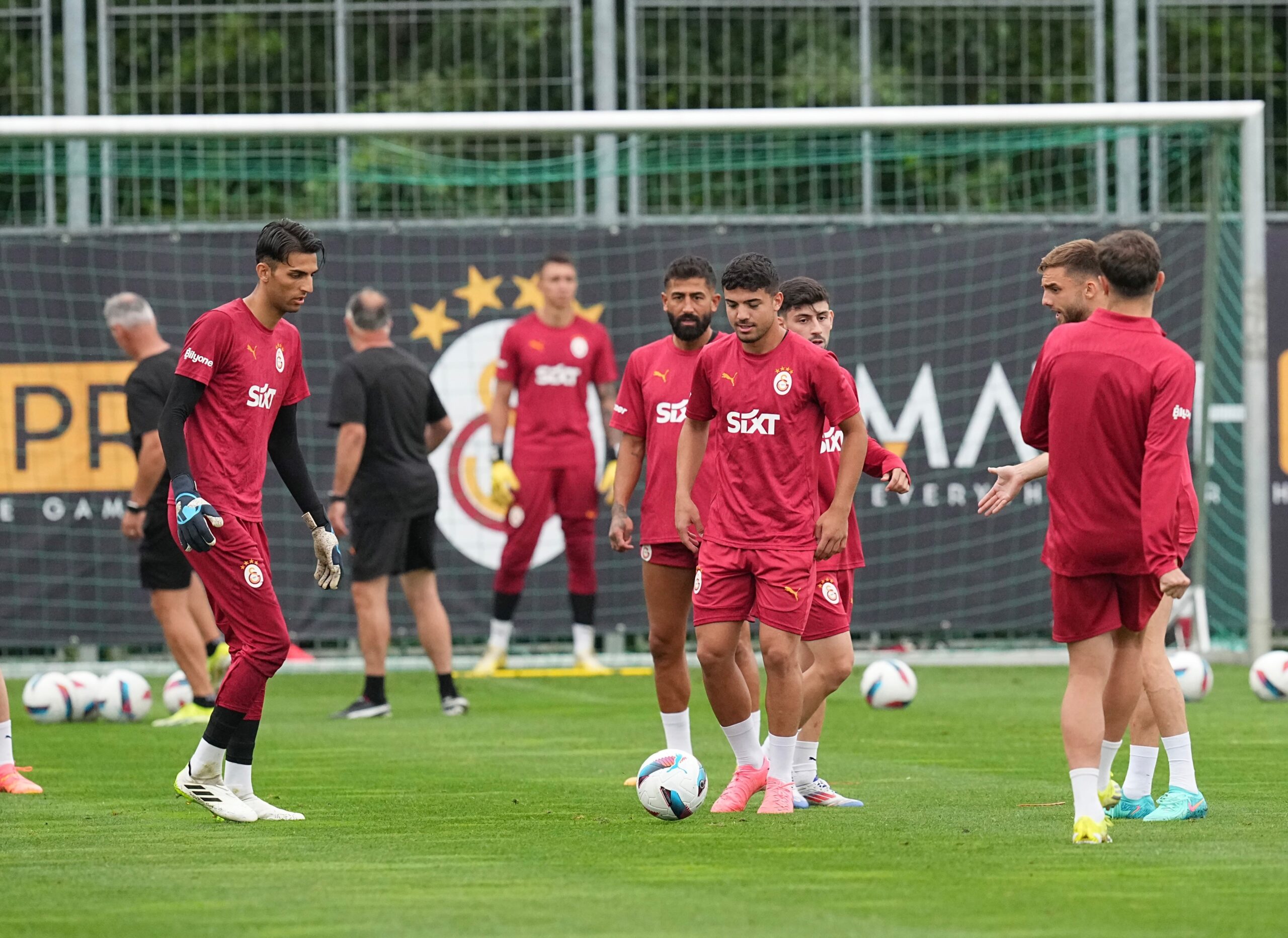 Galatasaray, yeni sezon hazırlıklarını sürdürdü