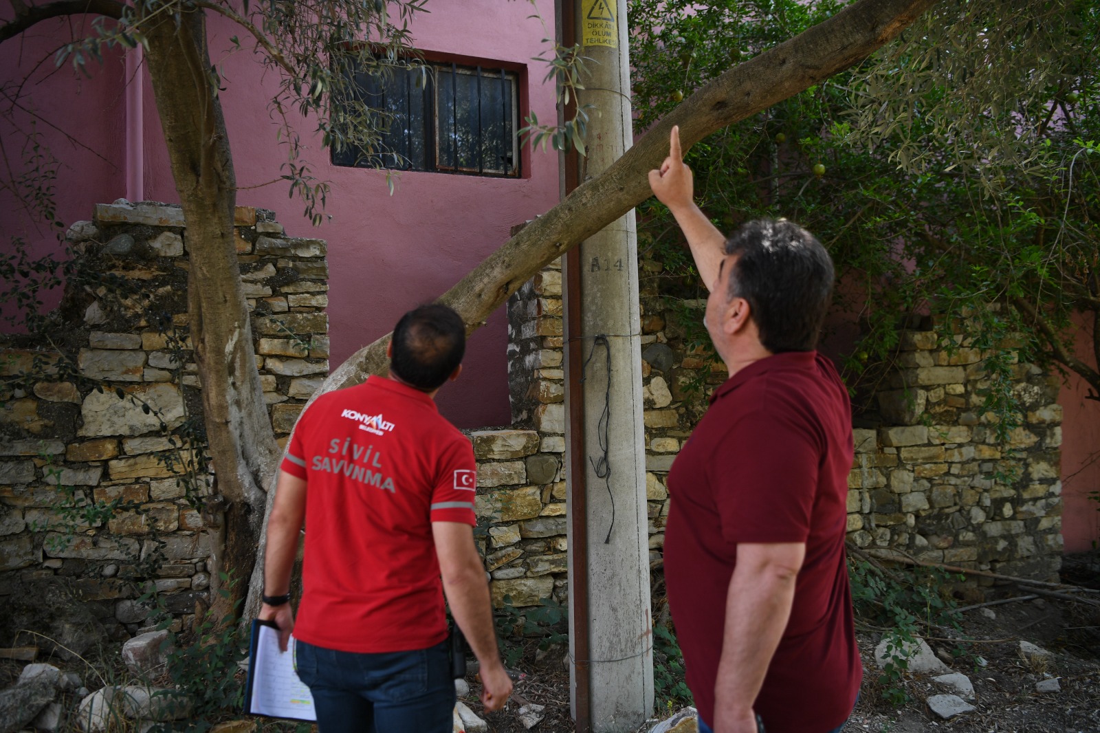 Konyaaltı Belediyesi’nden afet önleyici hizmet