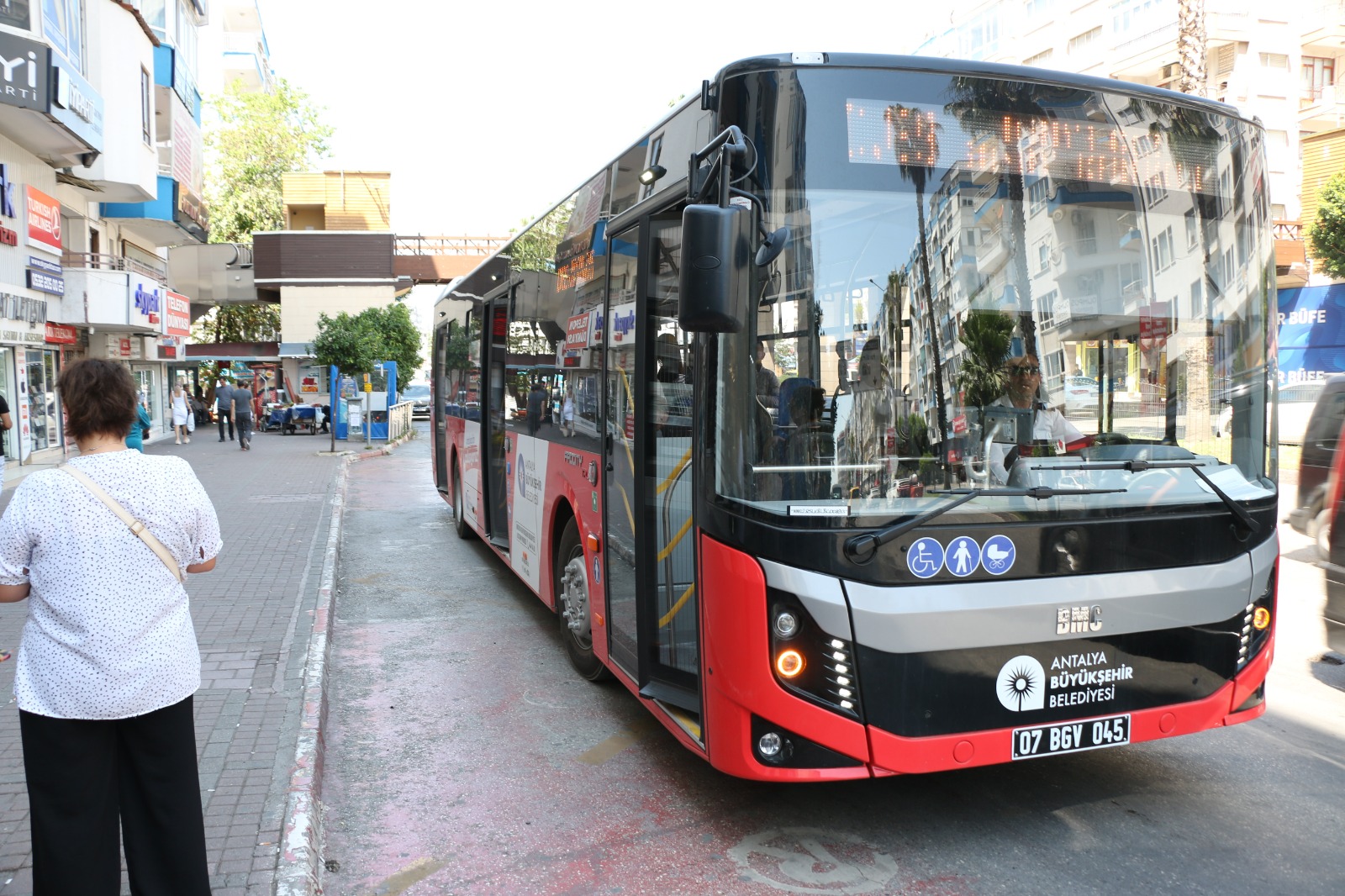 Antalya’da 15 Temmuz’da ulaşım ücretsiz