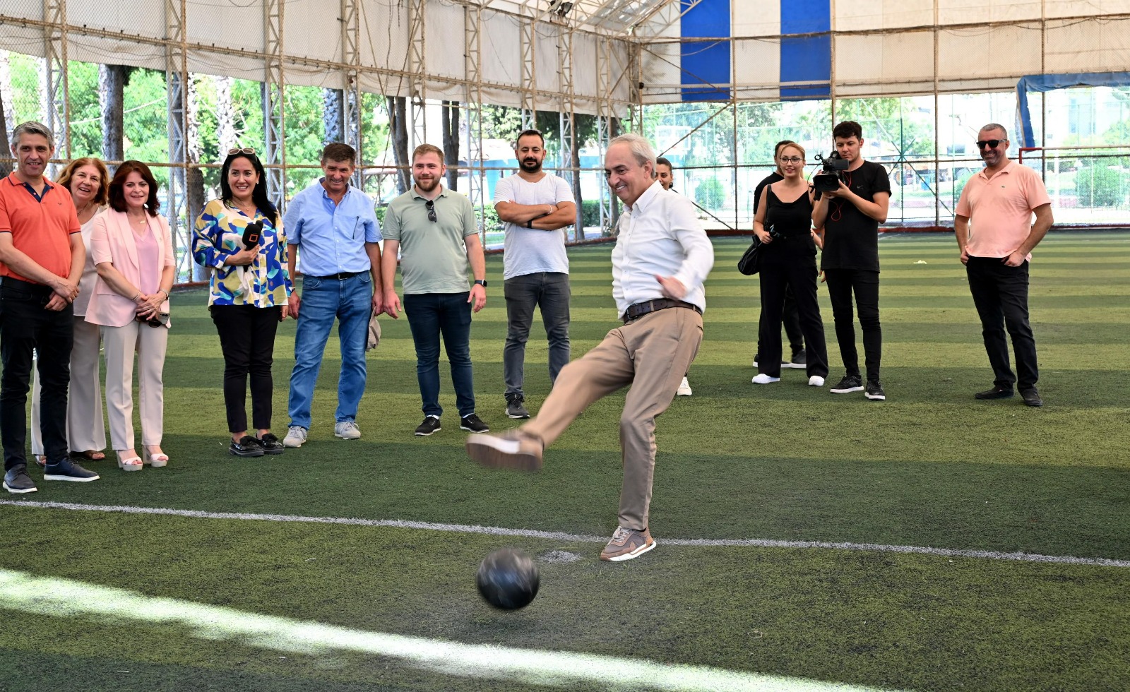 Kepezli çocuklar Başkan Kocagöz’le mutlu