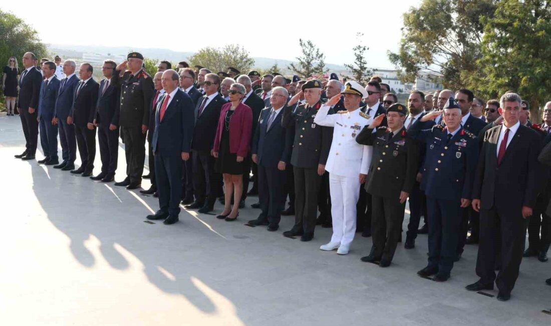 Milli Savunma Bakanı Yaşar