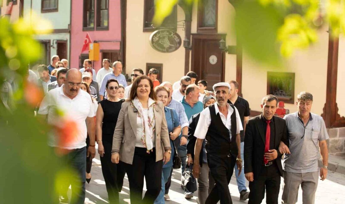 Afyonkarahisar Belediye Başkanı Burcu