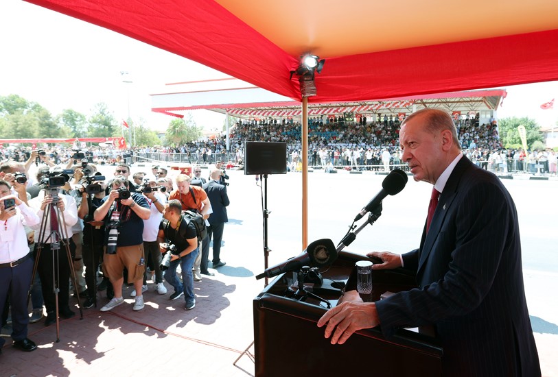 Cumhurbaşkanı Erdoğan: “Terör sopasıyla siyasetin dizayn edildiği, toplumun hizaya sokulduğu, ülkemize istikamet çizildiği günler geride kaldı”