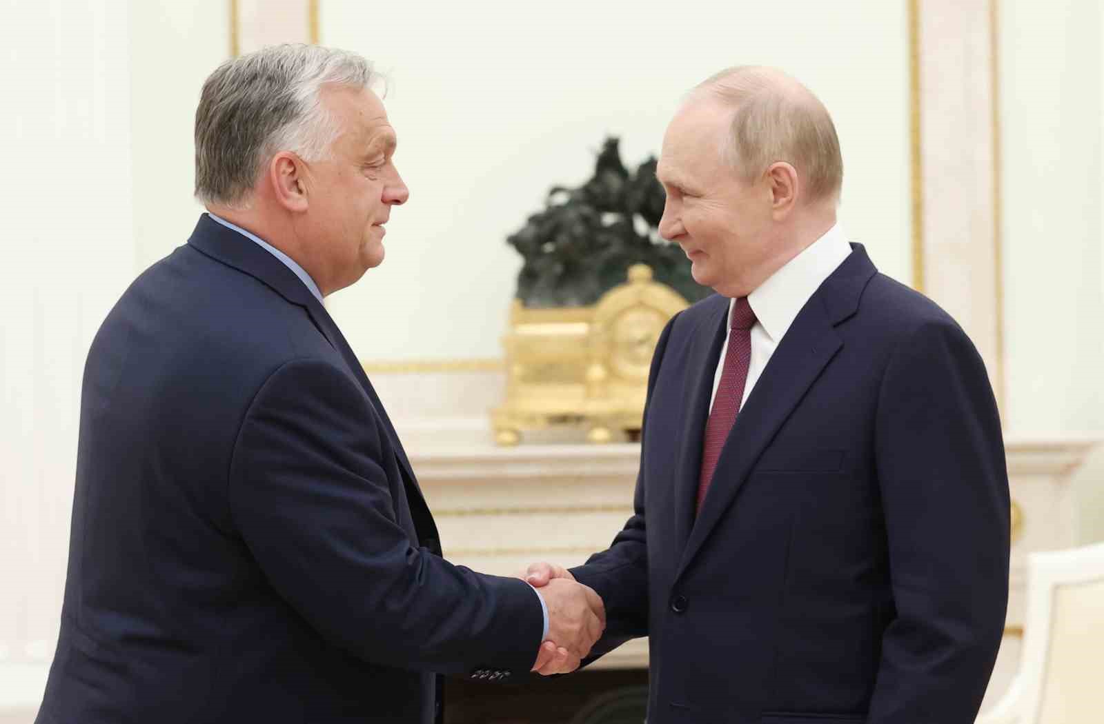 Macaristan Başbakanı Orban, Rusya’da Putin ile görüştü