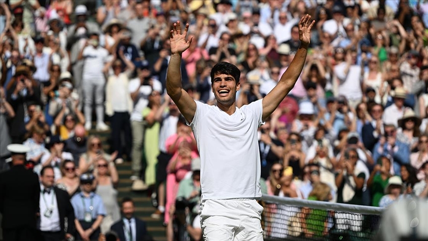 Wimbledon’da tek erkeklerde Alcaraz şampiyon oldu