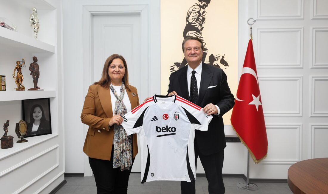 Beşiktaş Başkanı Hasan Arat,