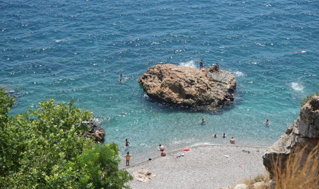 Antalya’da hava sıcaklığı termometrede