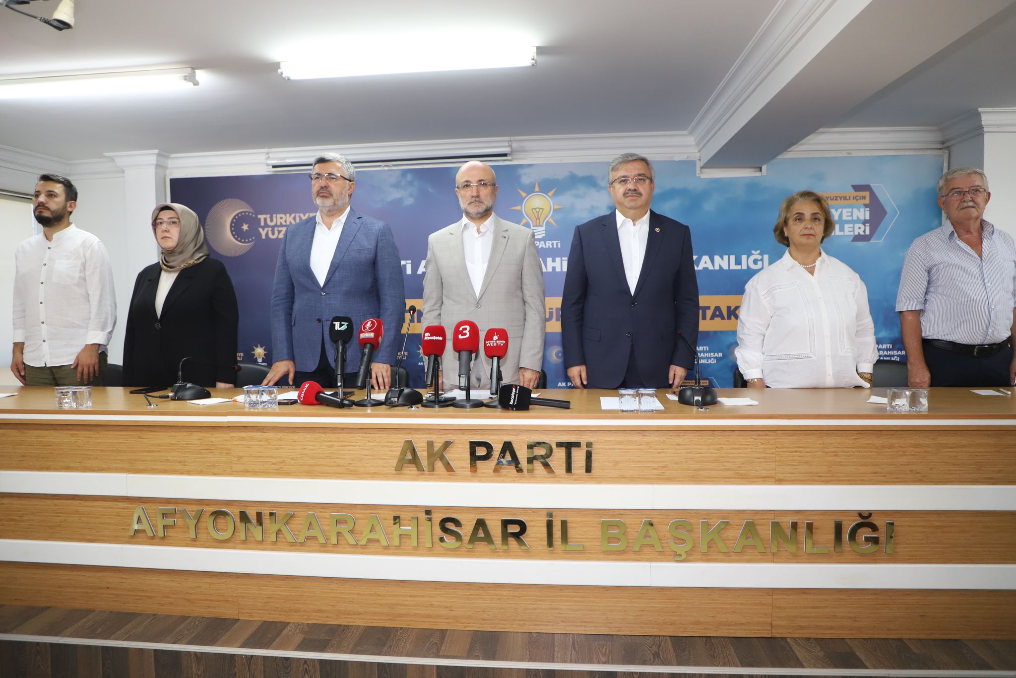 AK Parti’nin Afyonkarahisar ilçelerine atadığı başkanlar belli oldu