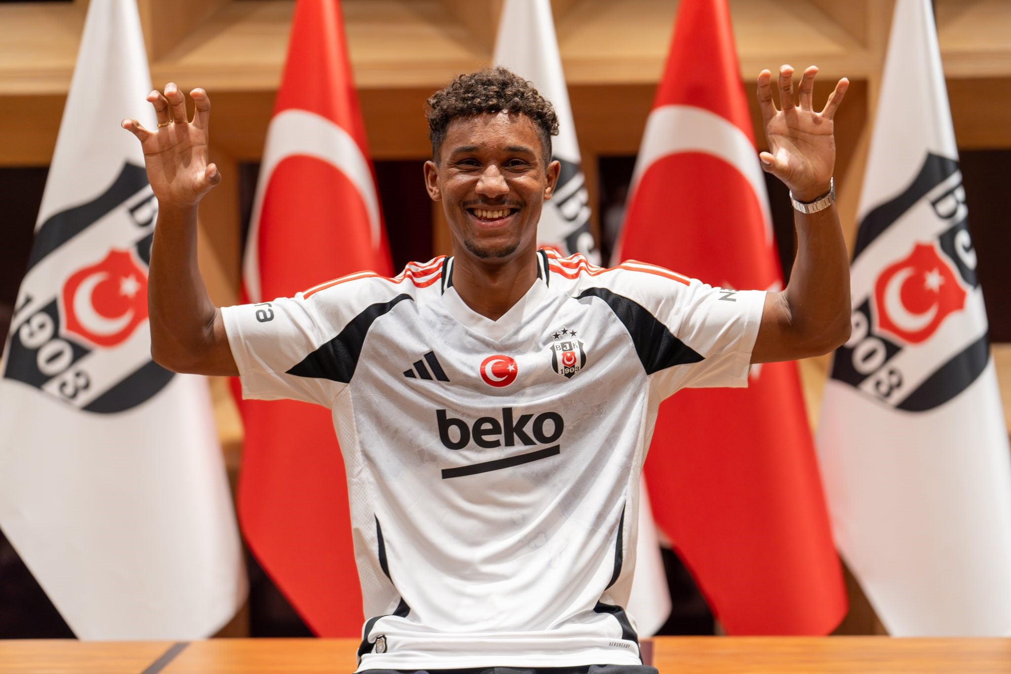 Beşiktaş, Felix Uduokhai’yi kiralık olarak kadrosuna kattı