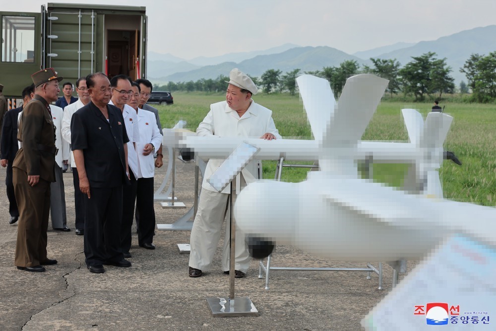 Kuzey Kore lideri Kim: “Daha fazla intihar dronu üretmeliyiz”