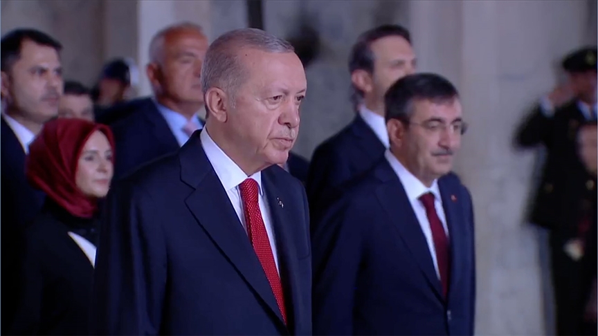 Cumhurbaşkanı Erdoğan: Büyük Zafer ile Türk Milleti esareti kabul etmeyeceğini tüm dünyaya ilan etmiştir