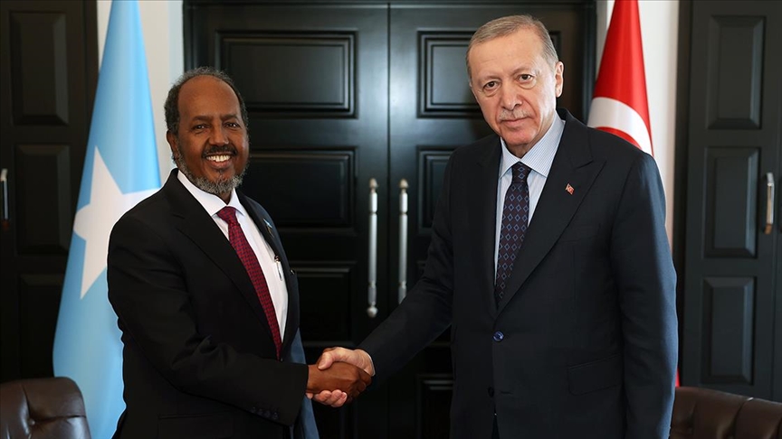 Cumhurbaşkanı Erdoğan, Somali Cumhurbaşkanı Hasan Şeyh Mahmud ile telefonda görüştü